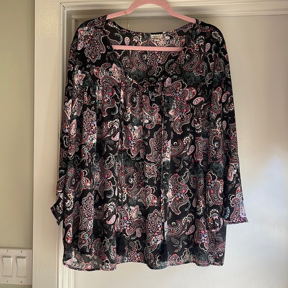 Black pasiely blouse 2x